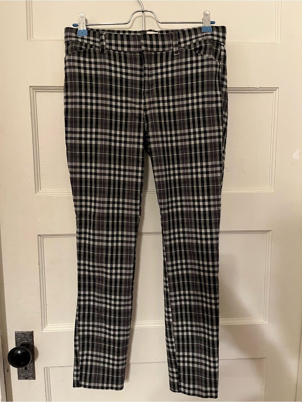 GAP Black & Gray Plaid Skinny Crops